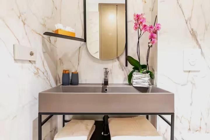 Trastevere Boutique With Gym And Steam Shower Рим Экстерьер фото